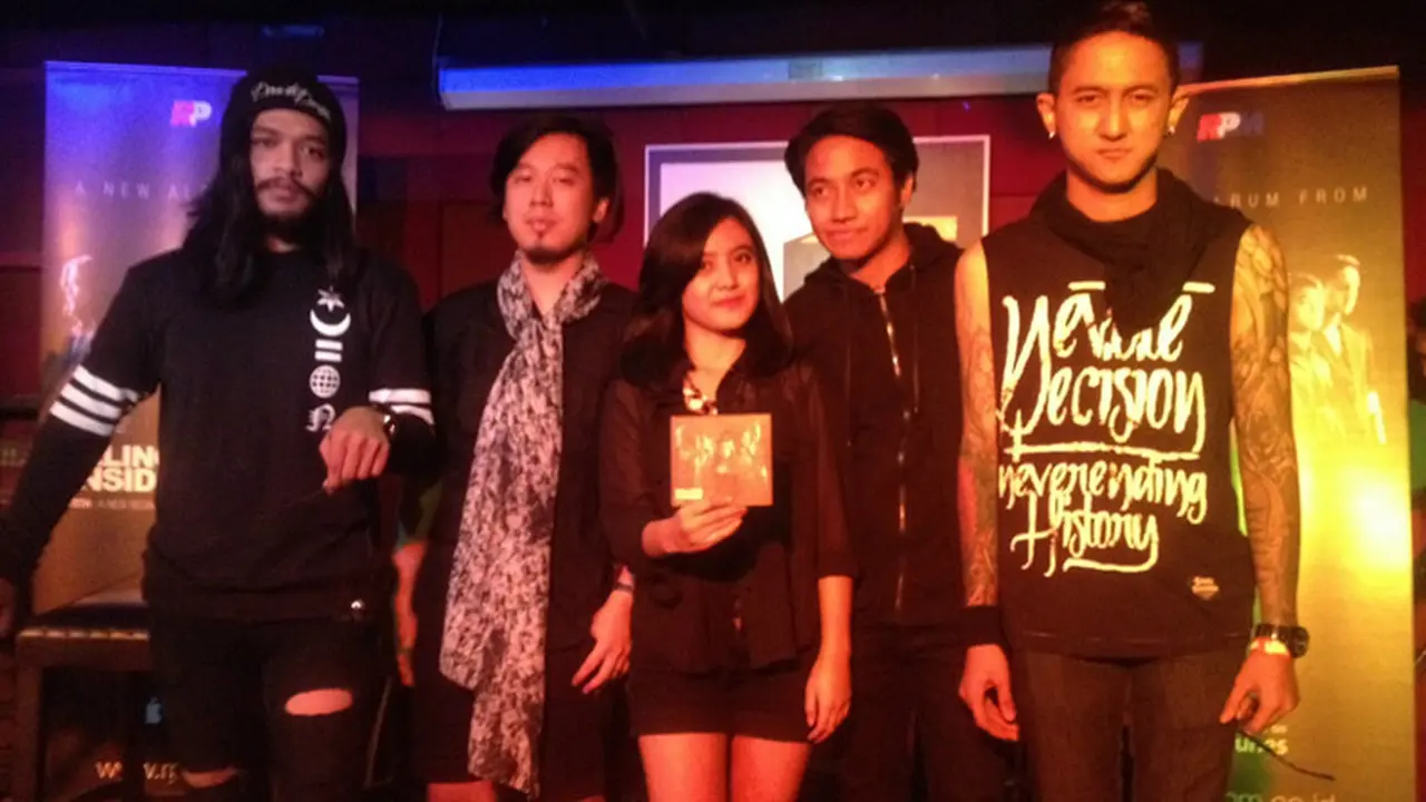 Reborn, Killing Me Inside Lebih Manis dengan Vokalis Cewek
