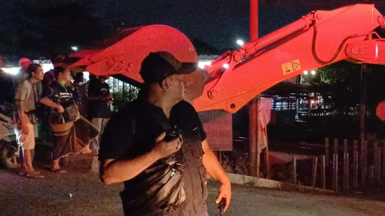 evakuasi santri ponpes Al Khoziny ambruk