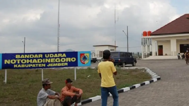 20151231-Bandara Notohadinegoro-Gunung Bromo-Jember