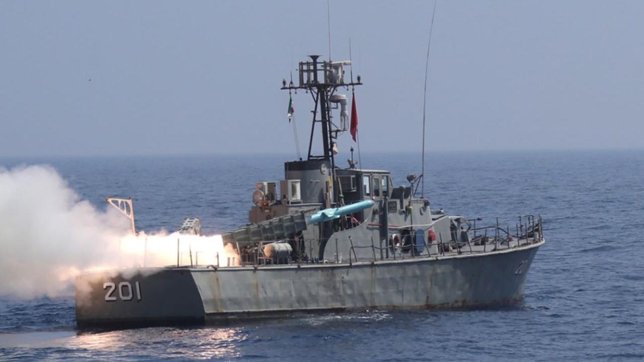 Kapal Perang Iran Ditenggelamkan Kapal Selam AS saat Perjalanan Pulang dari India, 80 Pelaut Tewas