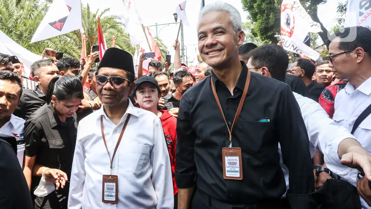 Gaya Ganjar  - Mahfud Daftar KPU