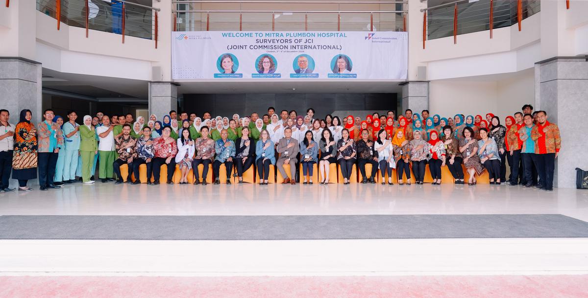 RS Mitra Plumbon Cirebon Sabet Akreditasi JCI