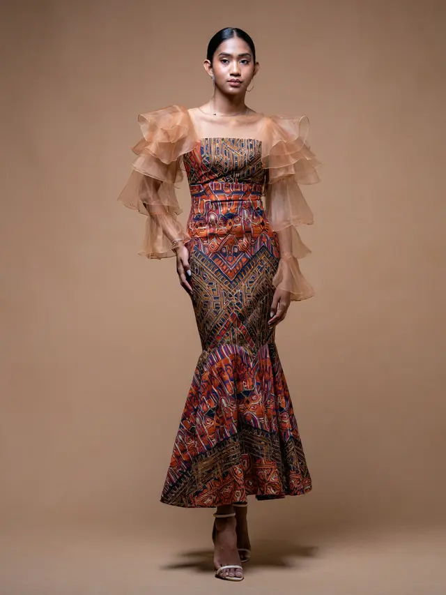Batik Lengan Ruffle Transparan untuk Dress Pesta 2025