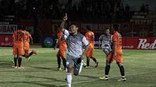 AMANKAN TIKET - Gol semata wayang  Komad Suharto ke gawang PPSM amankan Persiba Bantul ke babak 8 besar Piala Kemerdekaan. (Bola.com/Vincensius Sawarno)