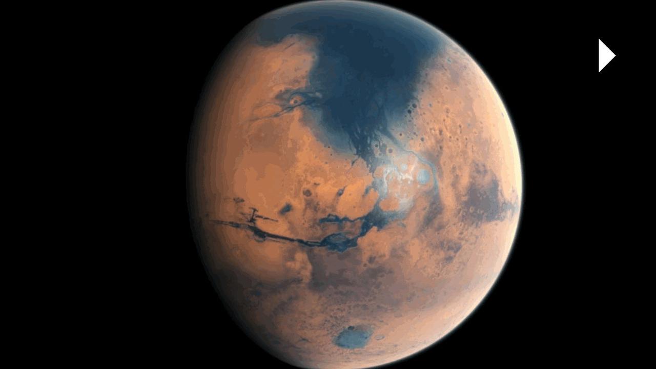 Saat itu, NASA mengirim dua lander ke permukaan Mars dan berhasil memberikan pandangan pertama kepada manusia tentang permukaan Mars.&nbsp;