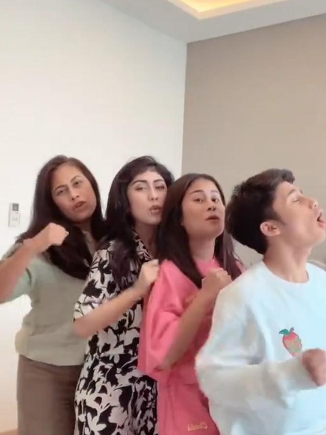 Alshad Ahmad Bareng Ketiga Kakak