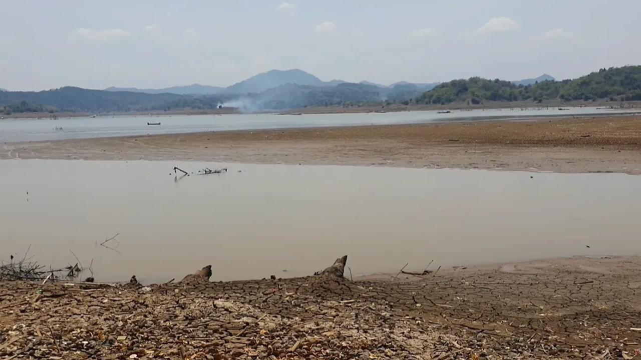 Waduk Jatigede surut