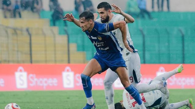 Deri Corfe dan Javlon Guseynov - BRI Super League 2025/2026