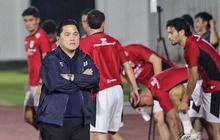 FOTO: Erick Thohir Pantau Langsung Latihan Timnas di Senayan