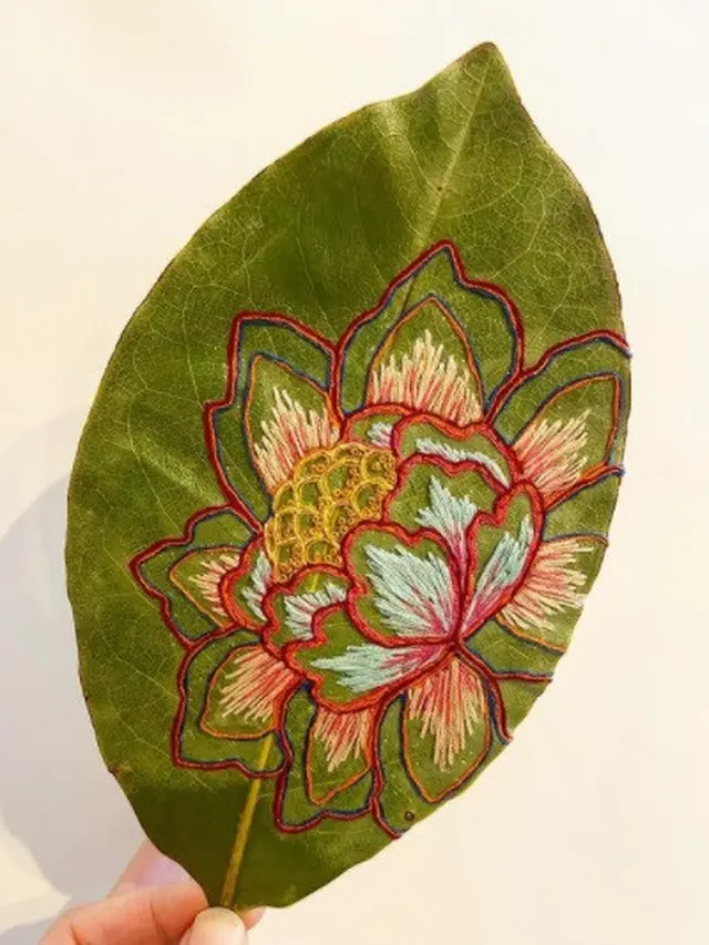 sulaman di atas daun
