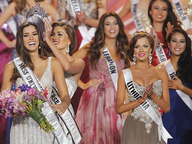 Kontroversi Bikini Di Malam Final Miss Universe News Liputan6 Com