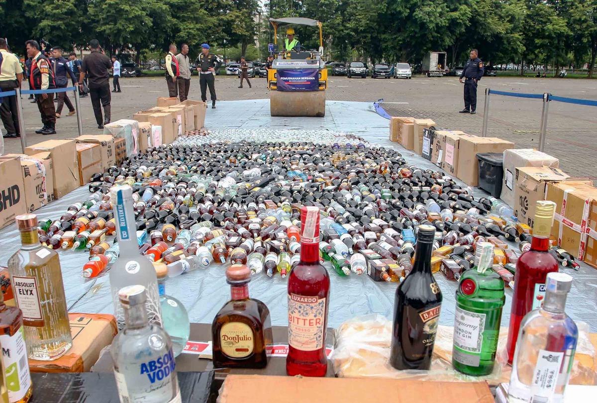 FOTO: Bea Cukai Banten Musnahkan Barang Ilegal Senilai Rp 53,7 Miliar di Tangerang