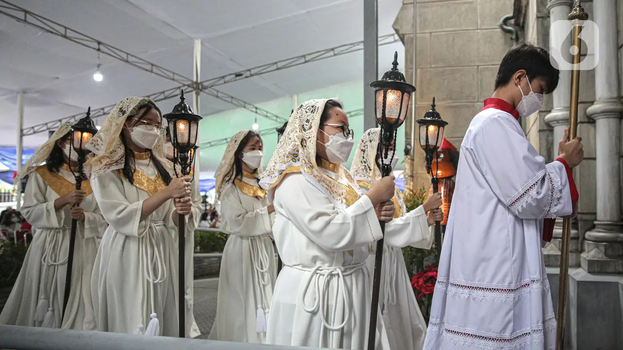 Pelaksanaan Misa Natal di Gereja Katedral Jakarta