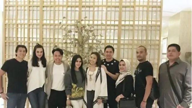 Luna Maya-Syahrini