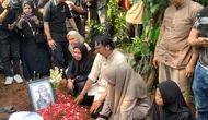 Pemakaman penyanyi Jhonny Iskandar yang dihadiri keluarga di Kawasan Sentul, Bogor, Jawa Barat, Jumat 10 Mei 2024. (Dok. via M. Altaf Jauhar)