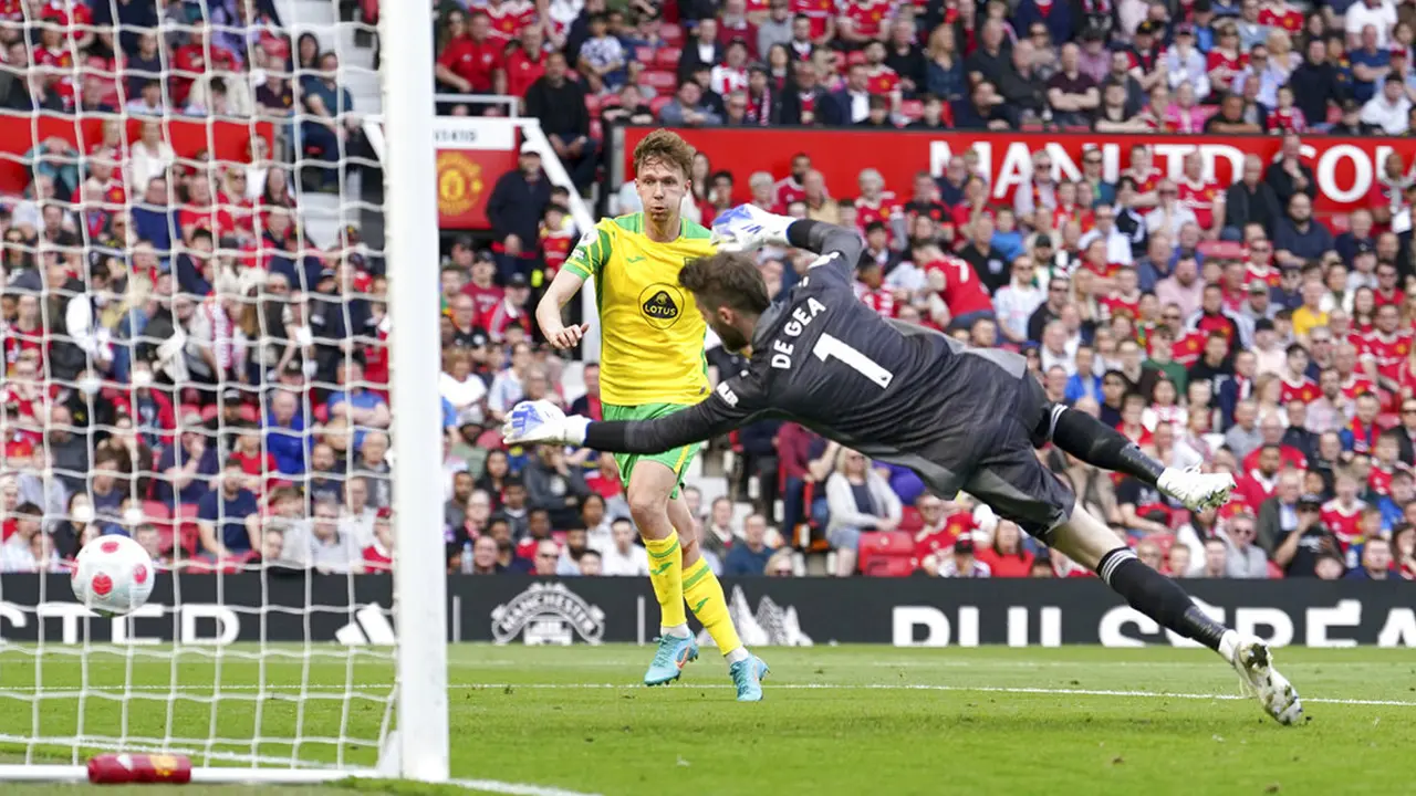 FOTO: Cristiano Ronaldo Hattrick, Manchester United Taklukkan Norwich City di Old Trafford