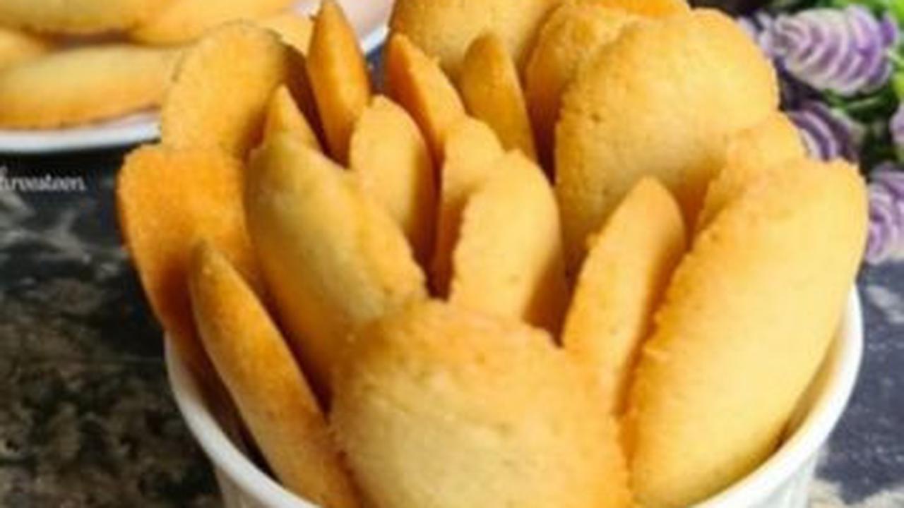 10 Resep Lidah Kucing Spesial Lebaran, Anti Gagal & Kering Tapi Lembut Dimakan