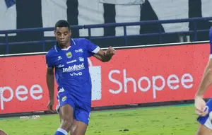 Slot Pemain Asing Persib Bandung Tersisa 1, Milik Siapa?