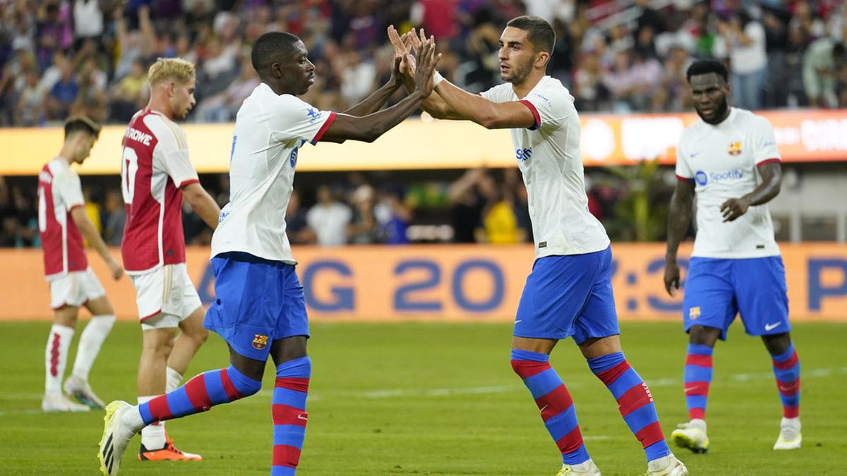 Arsenal Alihkan Target ke Barcelona Usai Gagal Dapatkan Vinicius dan Barcola