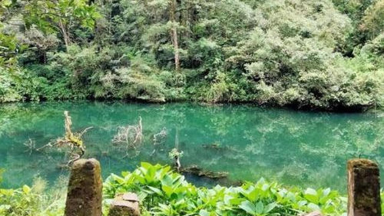 3. Misteri Telaga Warna