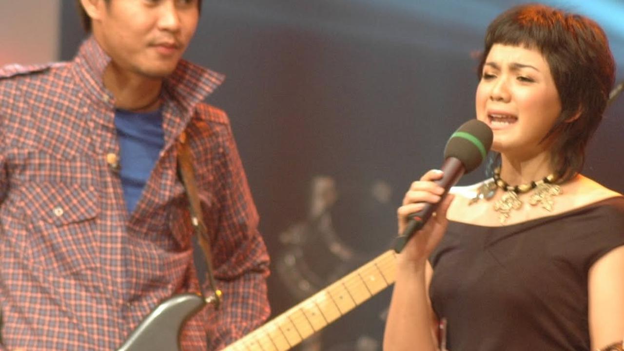Ernest Cokelat Unggah Foto Lawas Bareng Nirina Zubir, Netizen Dibuat Salah Fokus dengan Lirikan Matanya