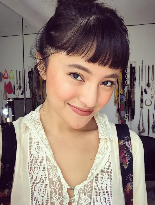 Kendati demikian, dirinya malah menjadikan hal tersebut sebuah tantangan dan seperti ingin menaklukkan kelemahan dirinya. (instagram/marshanda99)