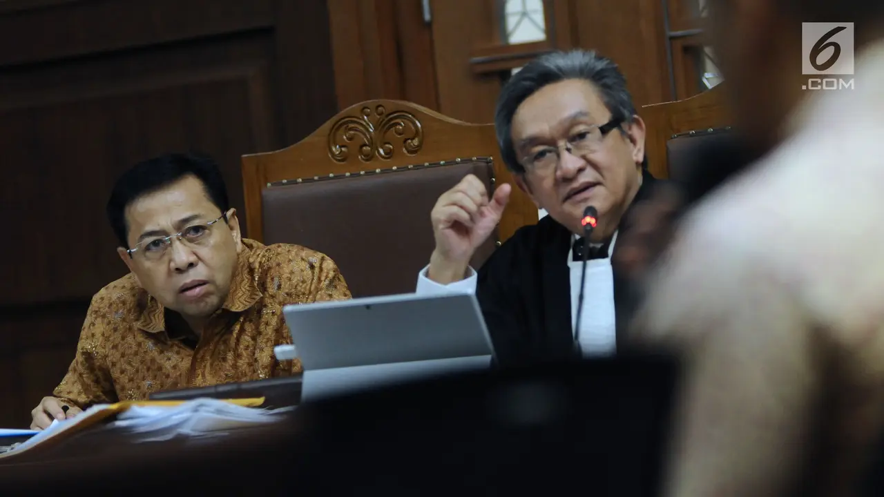 Ekspresi Serius Setya Novanto Dengarkan Kesaksian Mantan Manager HP Enterprise Services