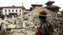 Penampakan kota Kathmandu dan Pokhara usai dihantam gempa berkekuatan 7,8 skala Richter, Nepal, Minggu (26/4/2015). Dikabarkan sekitar 500 orang lebih tewas dalam peristiwa tersebut (Reuters/Navesh Chitrakar)
