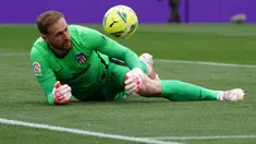 Memang tidak mudah untuk mempertahankan prestasi apik bagi pesepak bola yang berkompetisi di liga-liga top Eropa. Semuanya tak lepas dari persaingan yang makin kompetitif. Hal ini dirasakan pula oleh 5 kiper berikut yang mengalami penurunan performa di musim 2021/2022 dibandingkan musim sebelumnya. Siapa saja? Berikut daftar lengkapnya. (AFP/Cesar Manso)