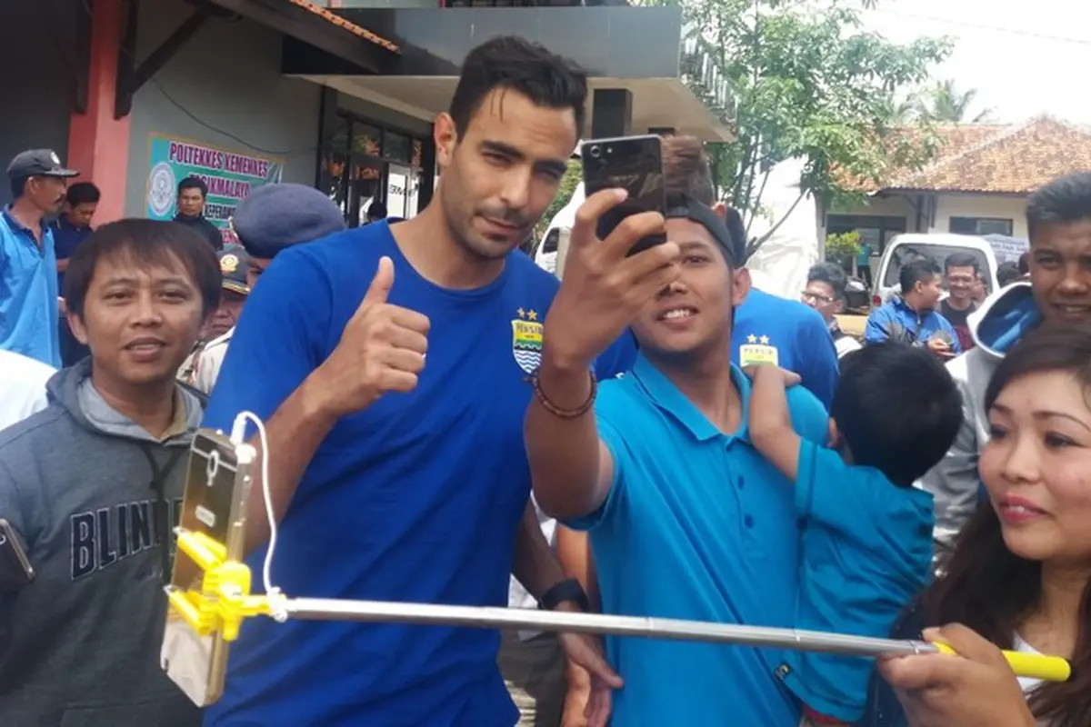 Marcos Flores