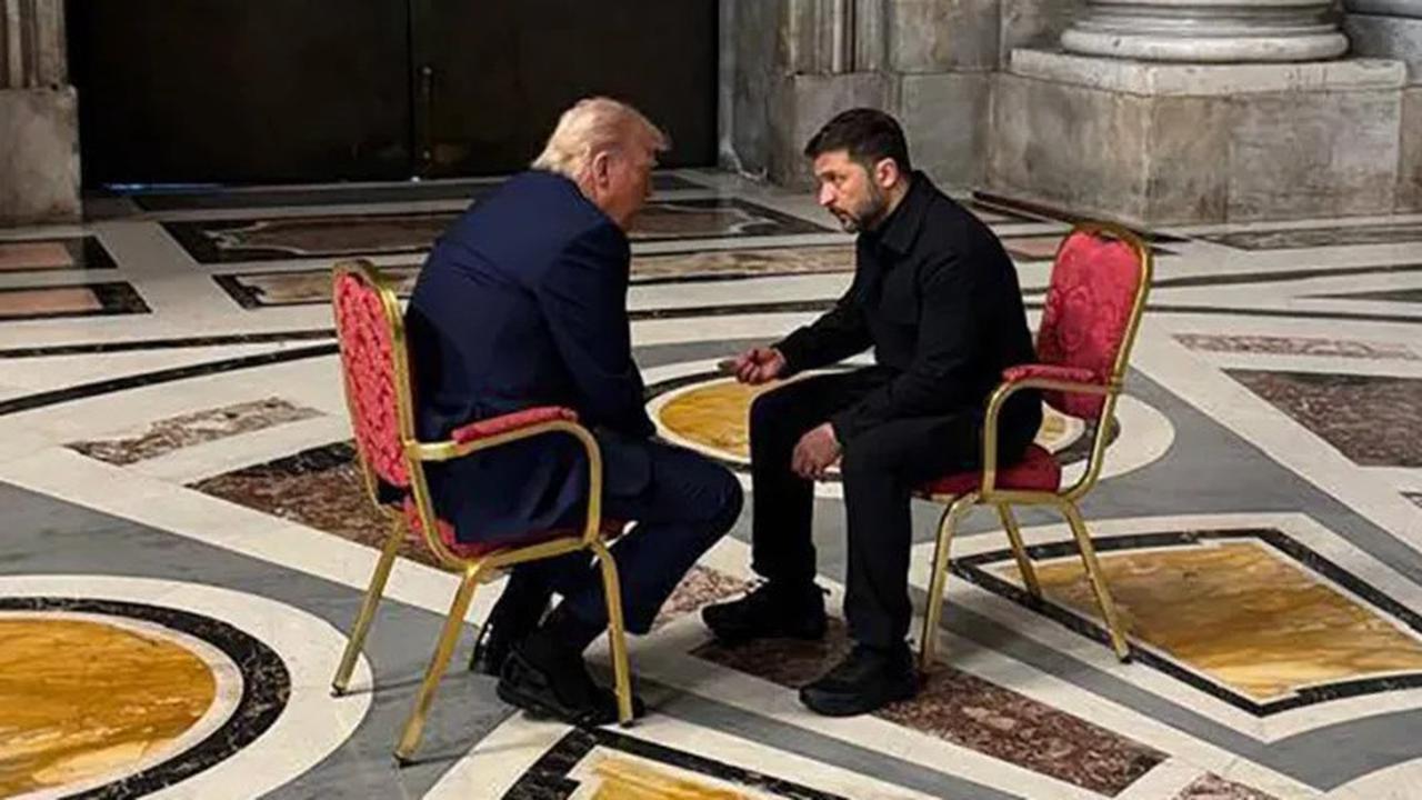 Jelang Pemakaman Paus Fransiskus, Donald Trump dan Zelensky Bertemu di Dalam Basilika Santo Petrus