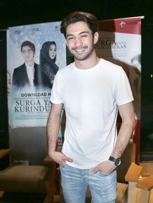 Membintangi film ini, Reza mendapatkan banyak kesan dan pelajaran tersendiri. Ia menuturkan bahwa dirinya merasa lebih ikhlas setelah berperan di film Surga yang Tak Dirindukan 2 ini. (Galih W. Satria/Bintang.com)