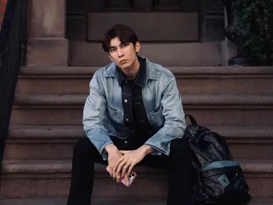 Mew Suppasit Jongcheveevat atau yang akrab disapa Mew adalah aktor, model, penyanyi dan penulis lagu yang berasal dari Thailand. (FOTO: instagram.com/mewsuppasit/)