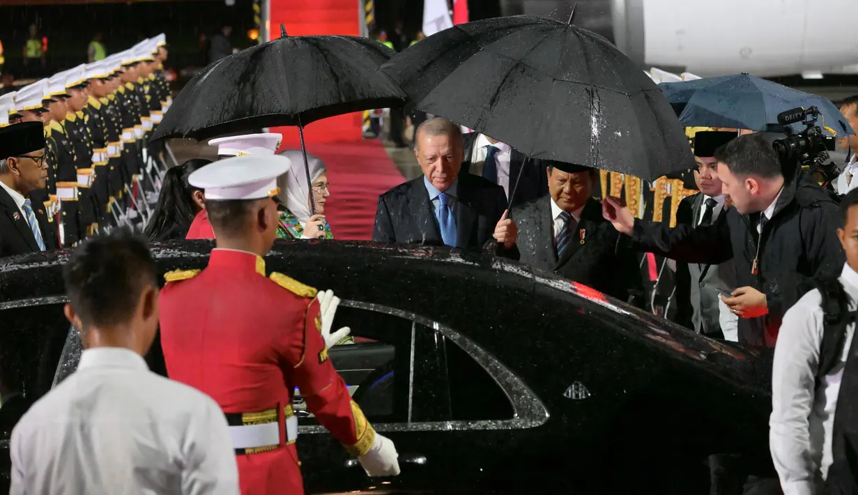 Presiden Turki Recep Tayyip Erdogan akan disambut langsung oleh Presiden Prabowo Subianto di Istana Bogor, Jawa Barat, pada Rabu 12 Februari 2025. (BAY ISMOYO/AFP)