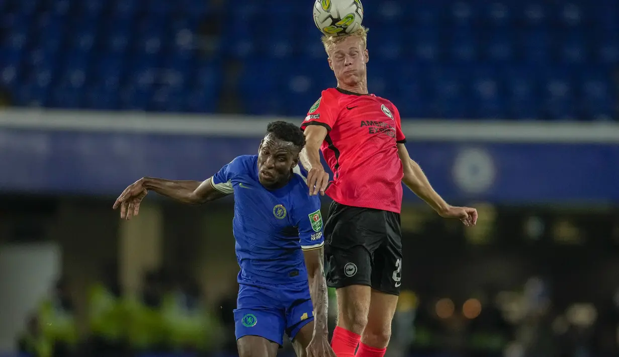Berkat hasil ini, Chelsea pun berhak melaju ke putaran keempat alias babak 16 besar yang bakal digelar pada akhir Oktober 2023 mendatang. (AP Photo/Kin Cheung)