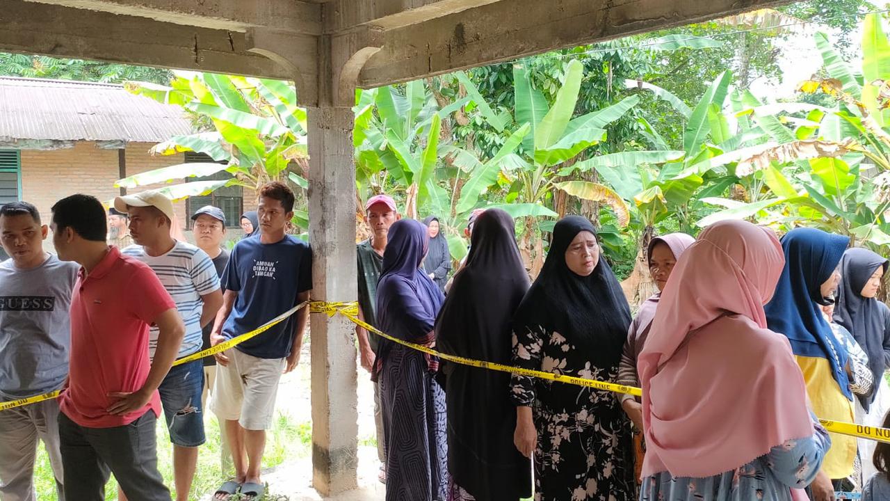 Ibu Rumah Tangga di Kampar Ditemukan Tewas Bersimbah Darah Diduga Dibunuh Perampok, Emas dan Uang Rp40 Juta Raib