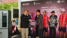 MotoGP Indonesia 2026: Mario Aji dan Veda Ega Pratama Kejutkan Siswa SDN 2 Kuta Mandalika