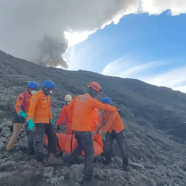 BNPB Sebut 15 Pendaki Meninggal Dunia Akibat Terdampak Erupsi Gunung Marapi, 8 Orang Masih Dicari