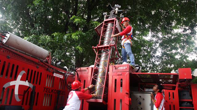 Telkomsel Siaga Gerhana Matahari Total