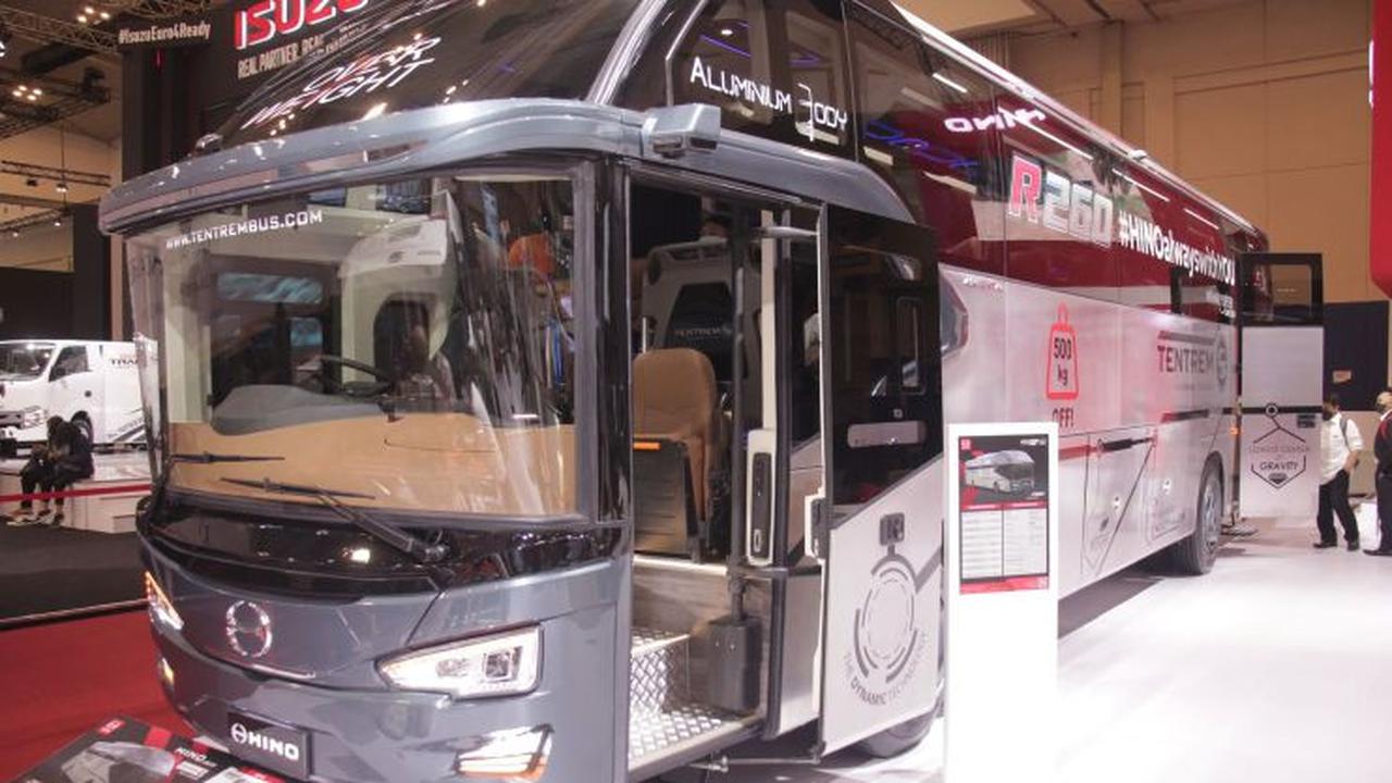 Hino Genuine Oil Mengandung Komponen Aditif Lengkap (Ist)