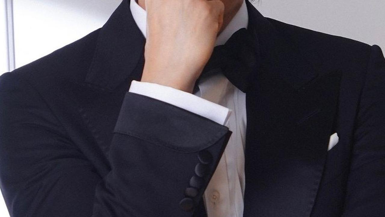Kami turut berduka cita atas kepergian ayahanda Gong Yoo. Semoga keluarga dan kerabat yang ditinggalkan diberikan kekuatan dan ketabahan dalam menghadapi cobaan ini.