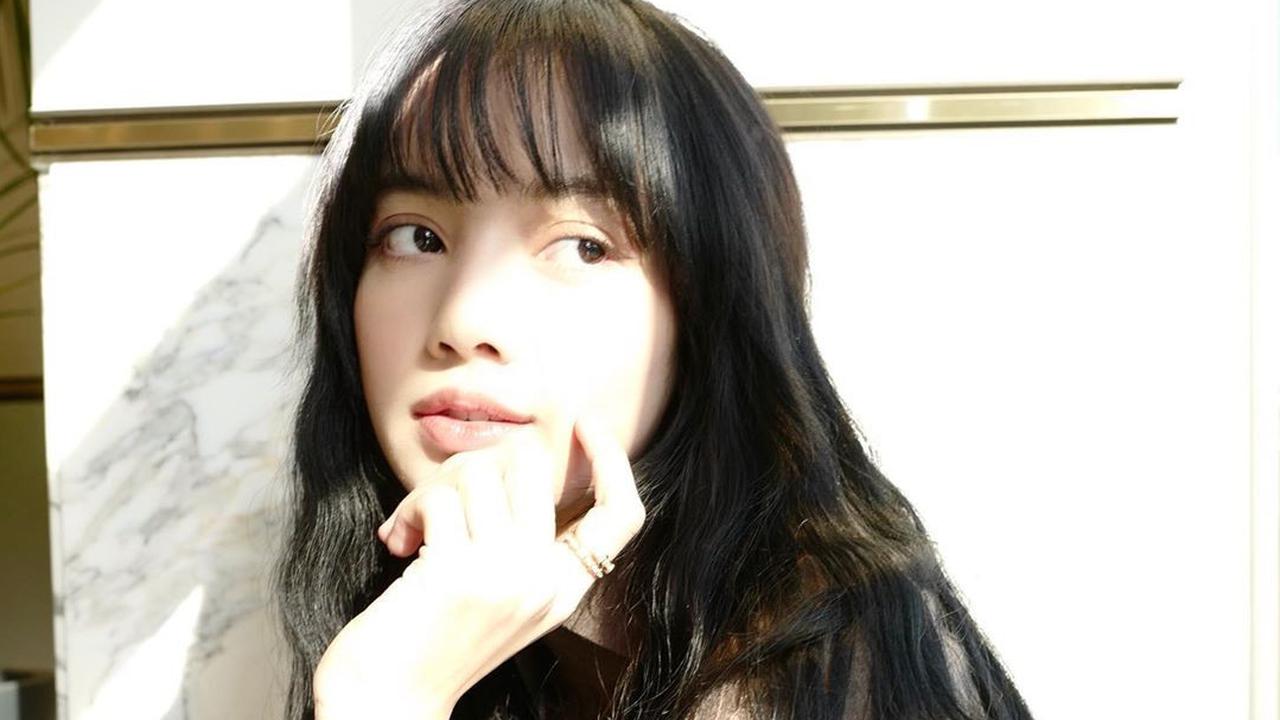 [Fimela] Lisa BLACKPINK