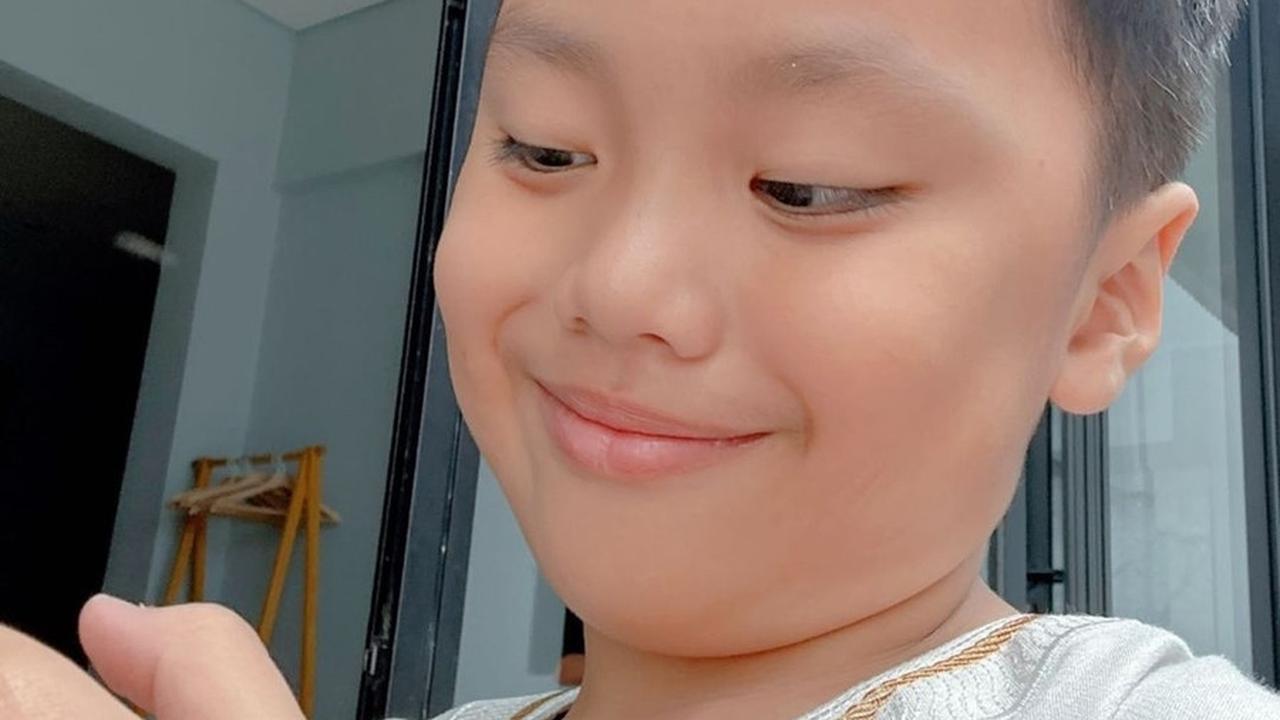 Senyum Yusuf Usai Sunat