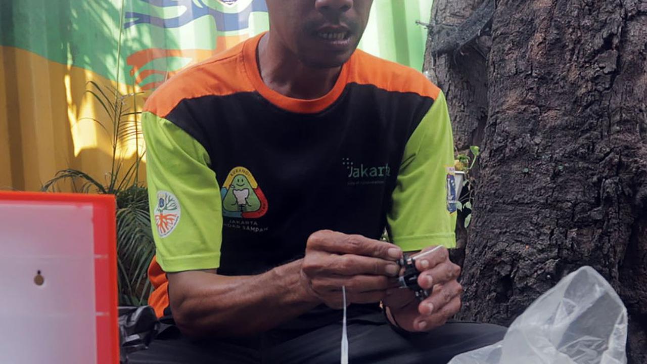 "Untuk paling cepatnya 3 hari untuk pembuatan Scooter, kalau yang lain paling lama semingguan," 
ujar Bang Timan.