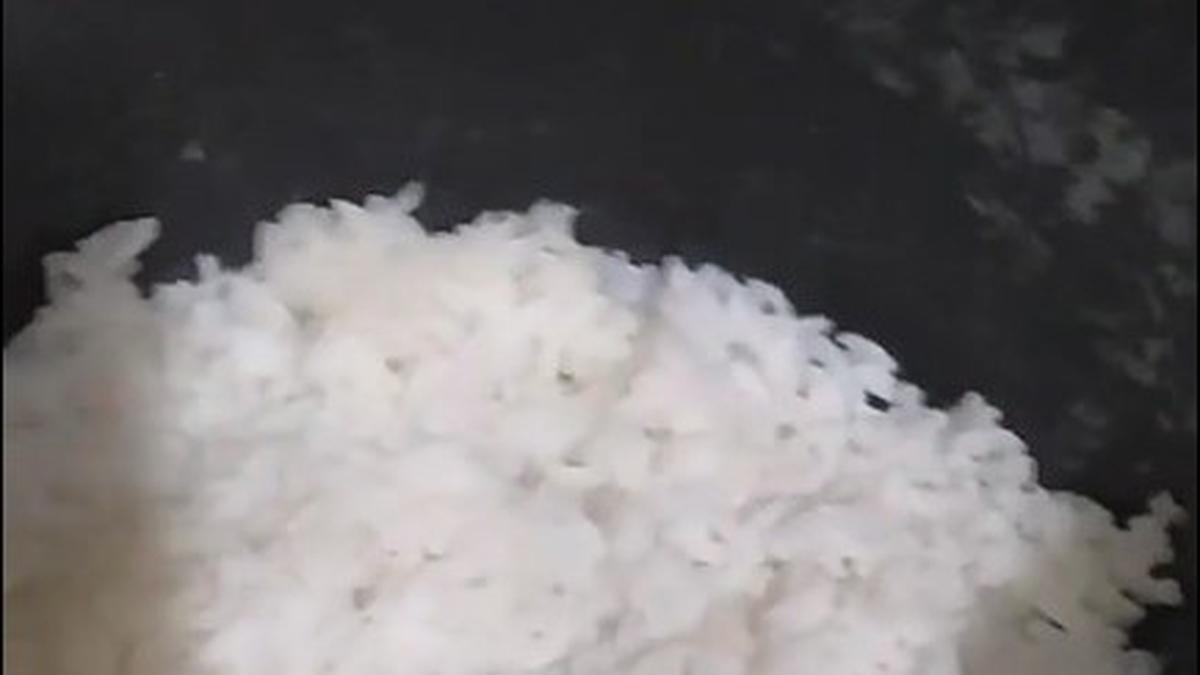 Cara Mudah Menanak Nasi Pulen dan Rendah Gula dengan Metode Siram