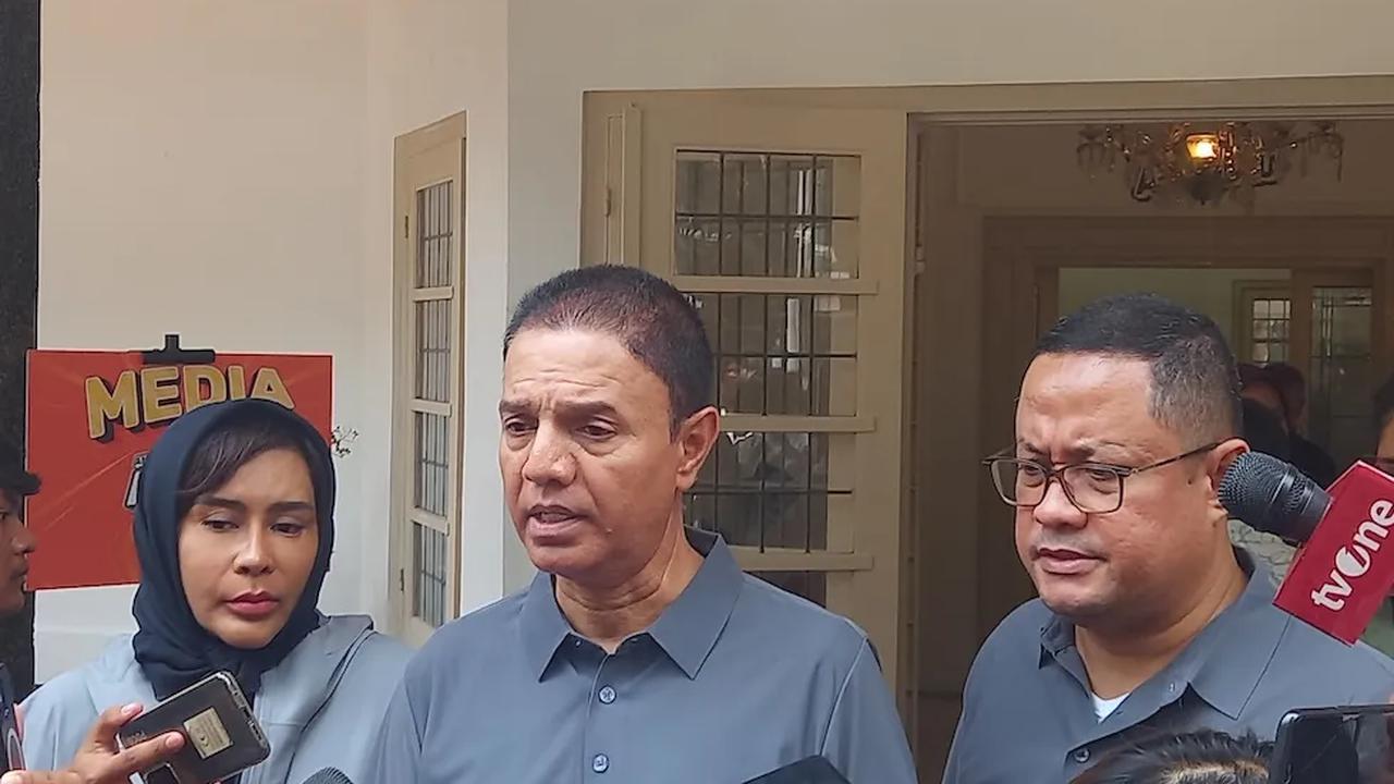 Menurut Syaugi, komunikasi antar partai menjadi kewenangan partai politik (parpol) Koalisi Perubahan (NasDem, PKS, dan PKB).<br>