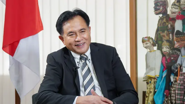Menteri Koordinator Bidang Hukum, Hak Asasi Manusia, Imigrasi dan Pemasyarakatan Yusril Ihza Mahendra