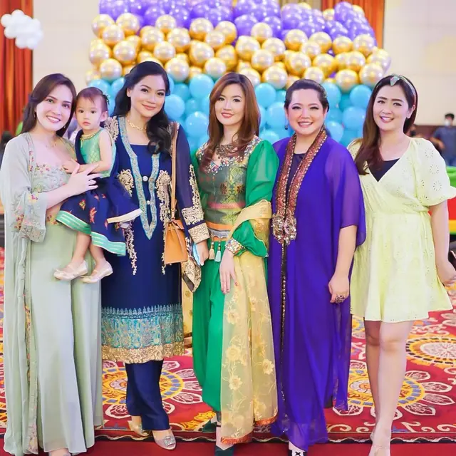 Pesta Ulang Tahun Thania dan Thalia Putri Ruben Onsu Bertema Aladdin (Foto: Instagram @titi_kamall)