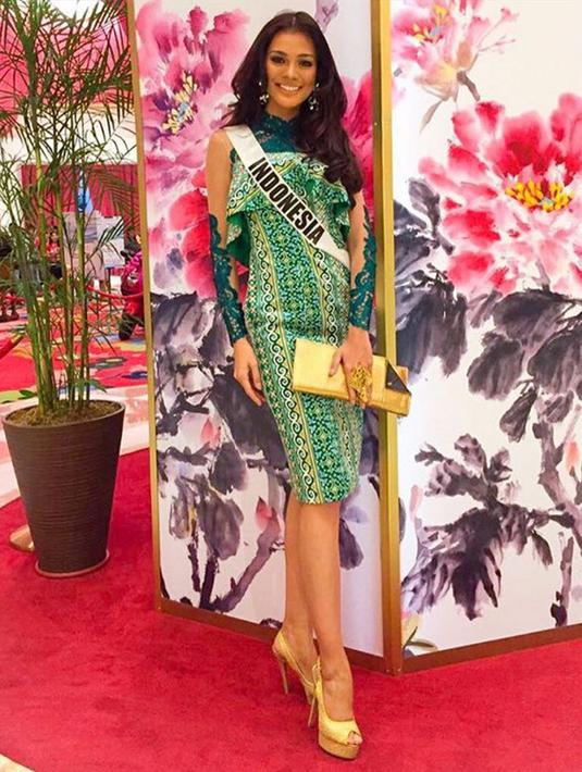 Cara keempat, menggunakan Miss Universe Application, log in-nya menggunakan email Anda. Anda juga harus men-download di PlayStore dan AppStore, lalu registrasi dengan memasukan identitas. .(Instagram/@keziawarouw)