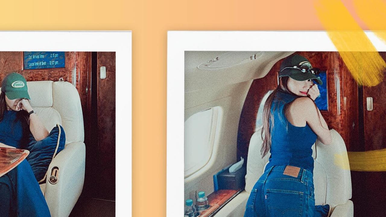 7 Potret Ayu Ting Ting Nikmati Naik Pesawat Jet Pribadi, Cosplay Jadi Pramugari